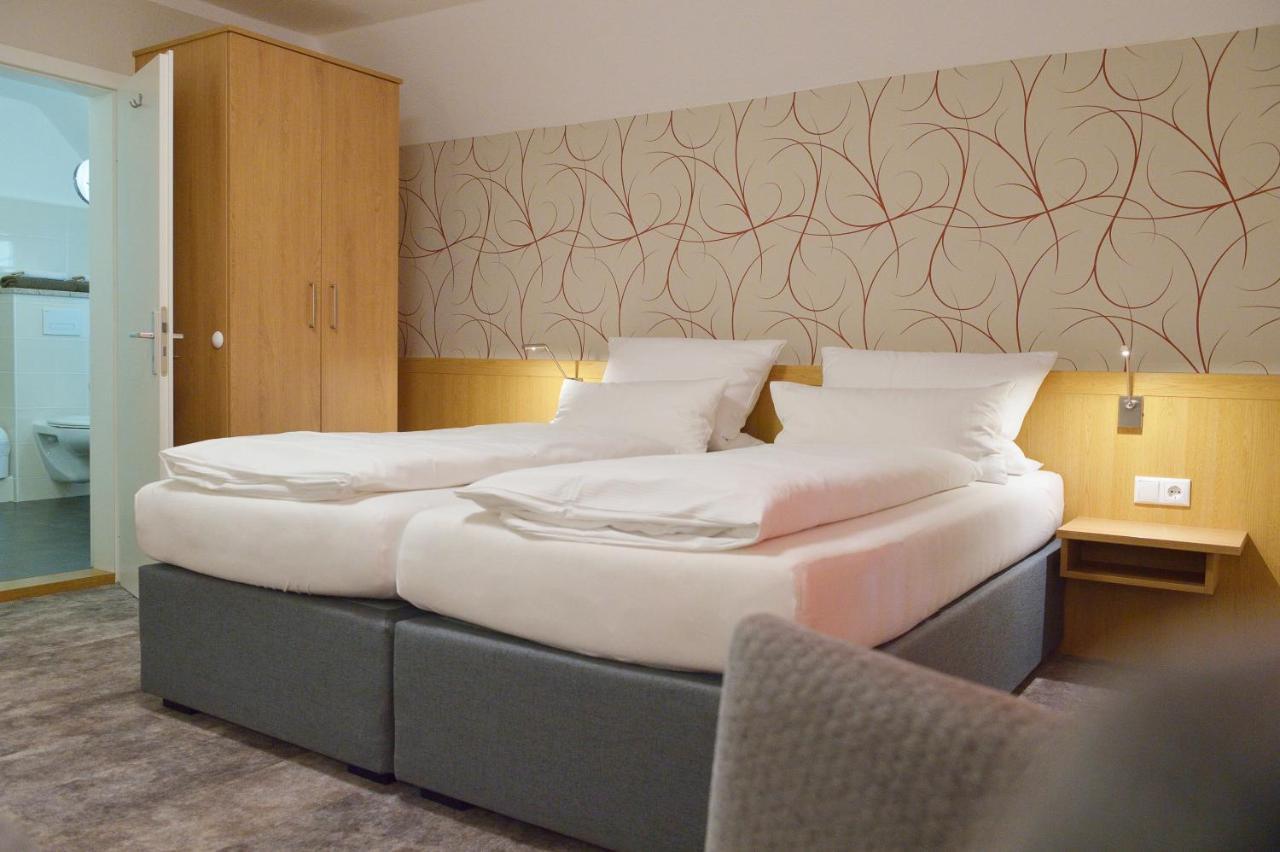 Land-gut-Hotel Allerhof Frankenfeld Eksteriør billede