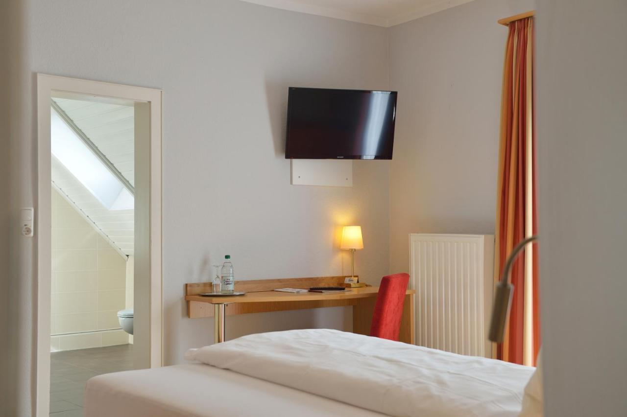 Land-gut-Hotel Allerhof Frankenfeld Eksteriør billede
