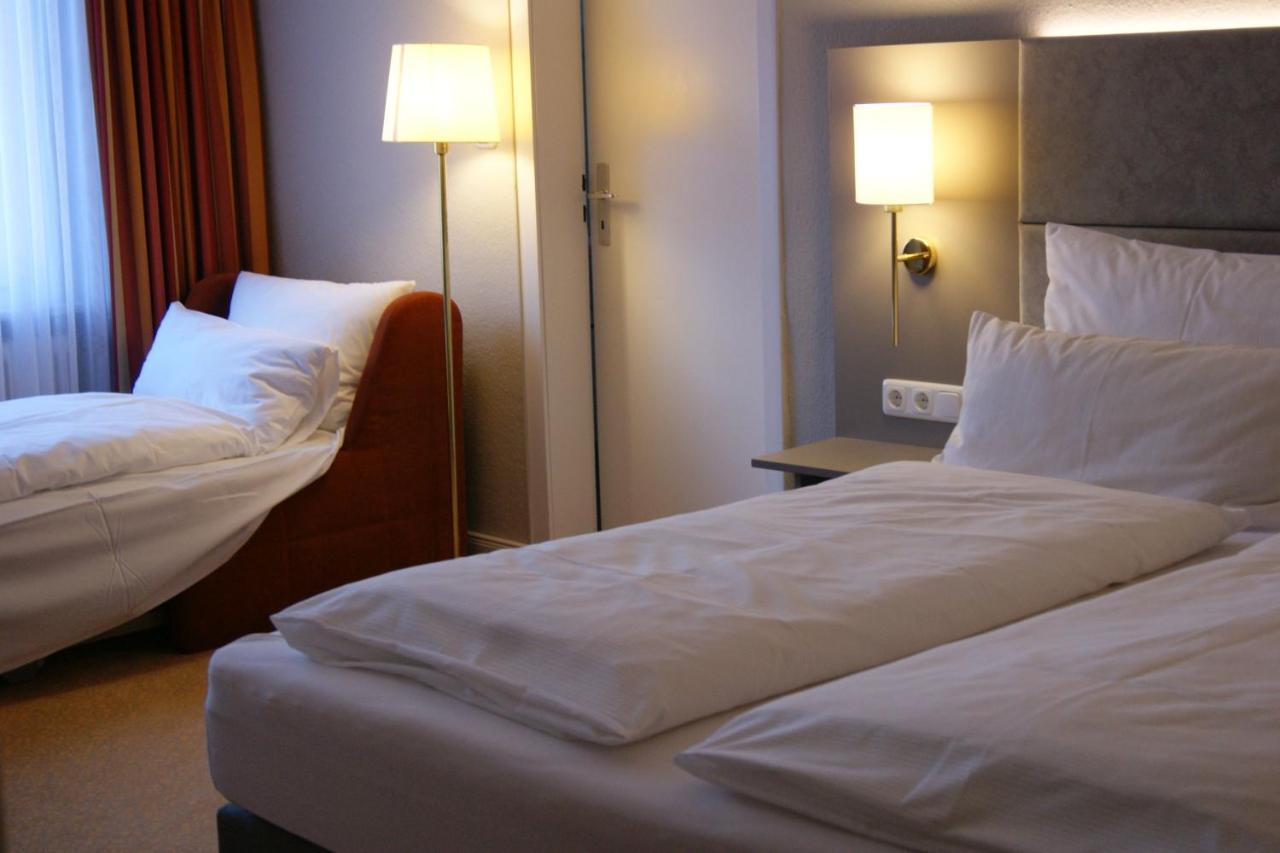 Land-gut-Hotel Allerhof Frankenfeld Eksteriør billede
